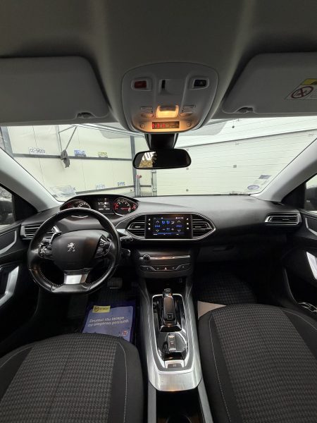 Peugeot 308 Facelift/Cutie Automata