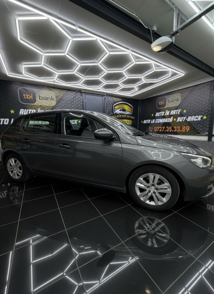 Peugeot 308 Facelift/Cutie Automata