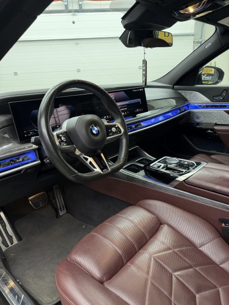 BMW SERIA 7/2023/760i/TV/536🐎